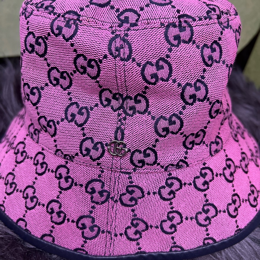(NEW) GG Multicolor canvas fedora 💖💙 (Pink/Blue) (Limited edition)